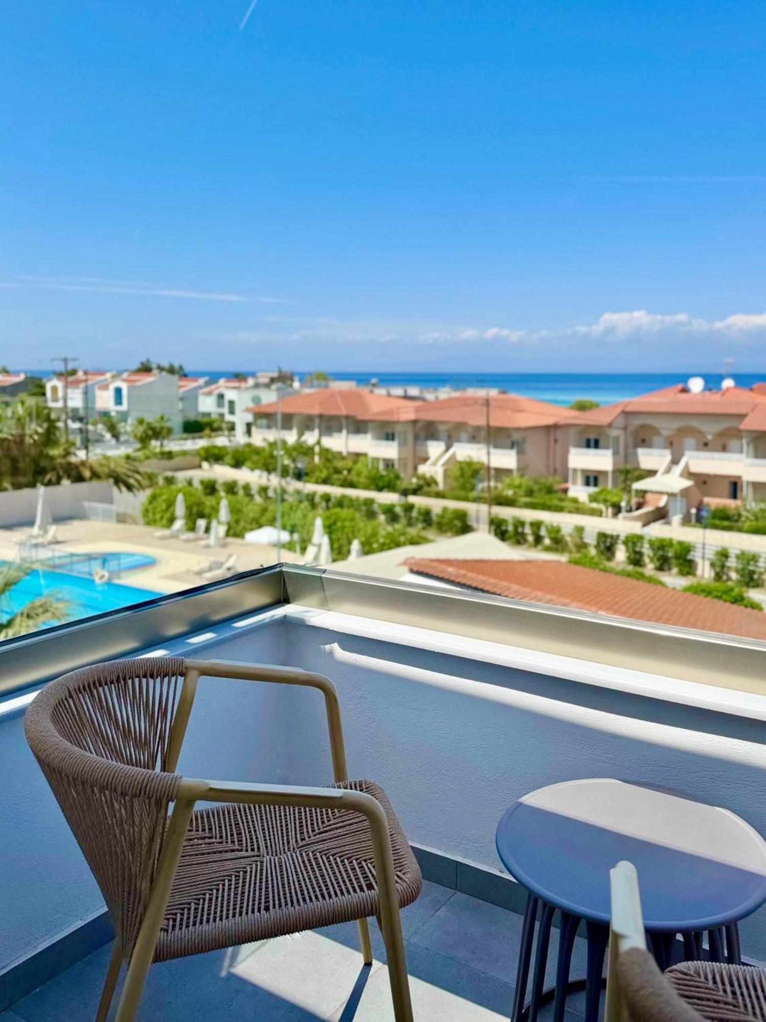 Tresor Sousouras Hotel Hanioti Bagian luar foto